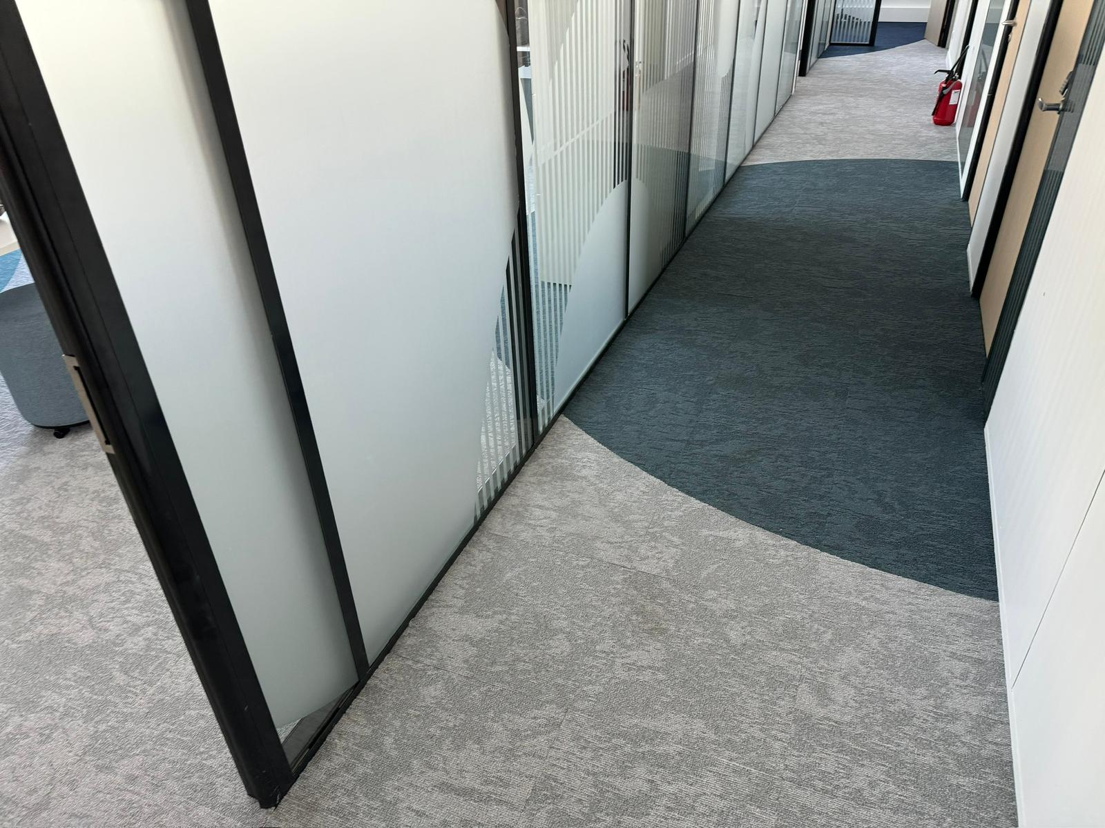 CS GROUP — circulation graphique — ​Dalles Moquettes  à Toulouse